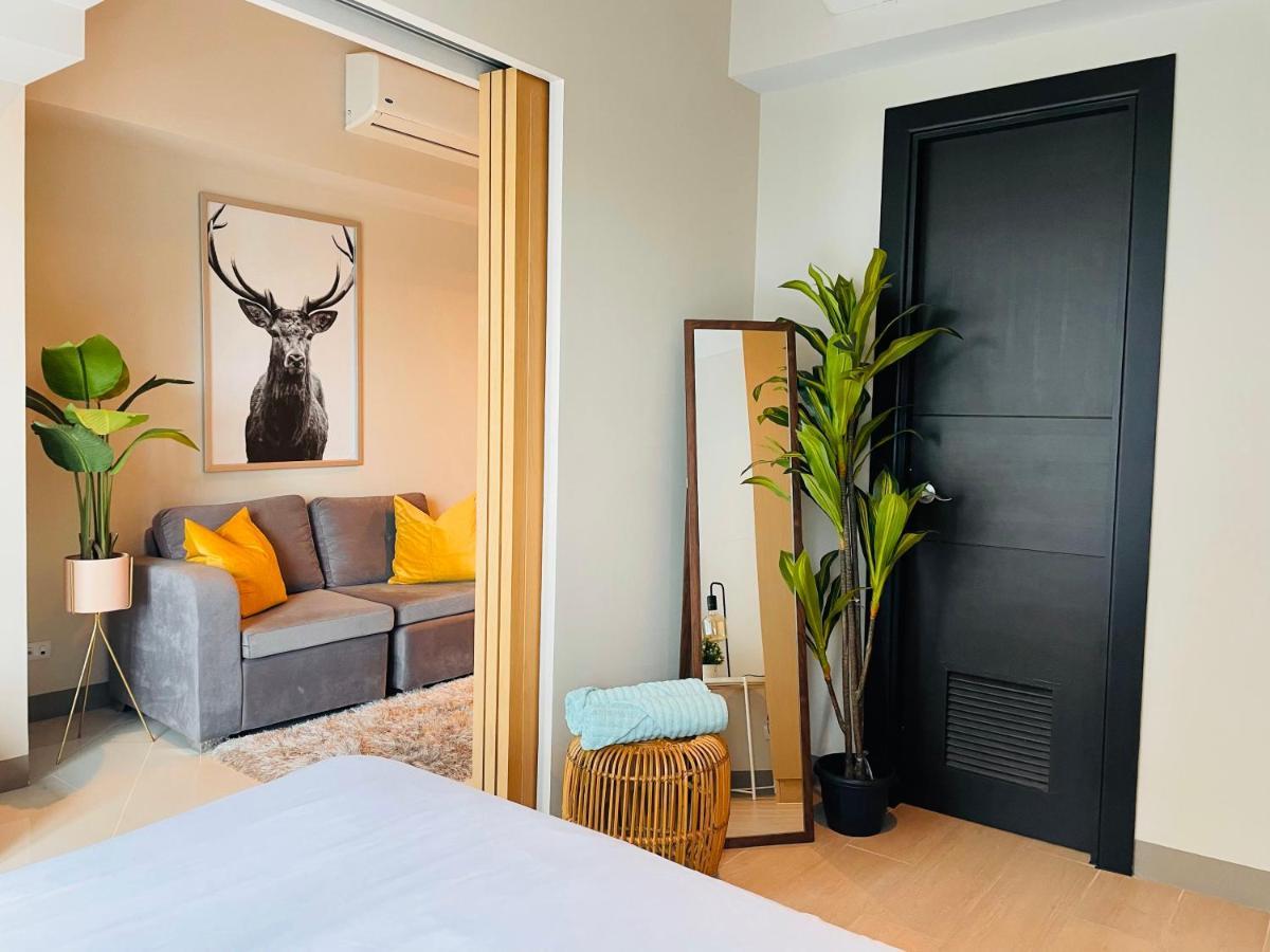 Uptown Parksuites Bgc Тагиг Экстерьер фото