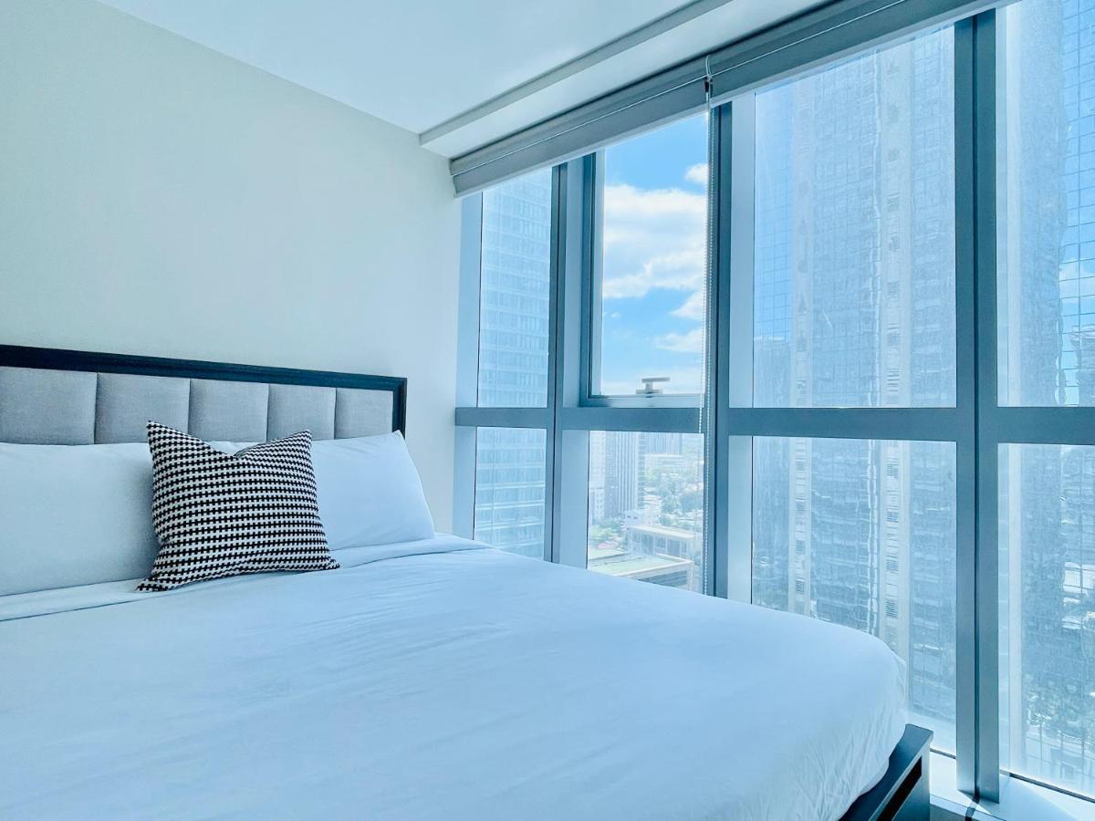 Uptown Parksuites Bgc Тагиг Экстерьер фото