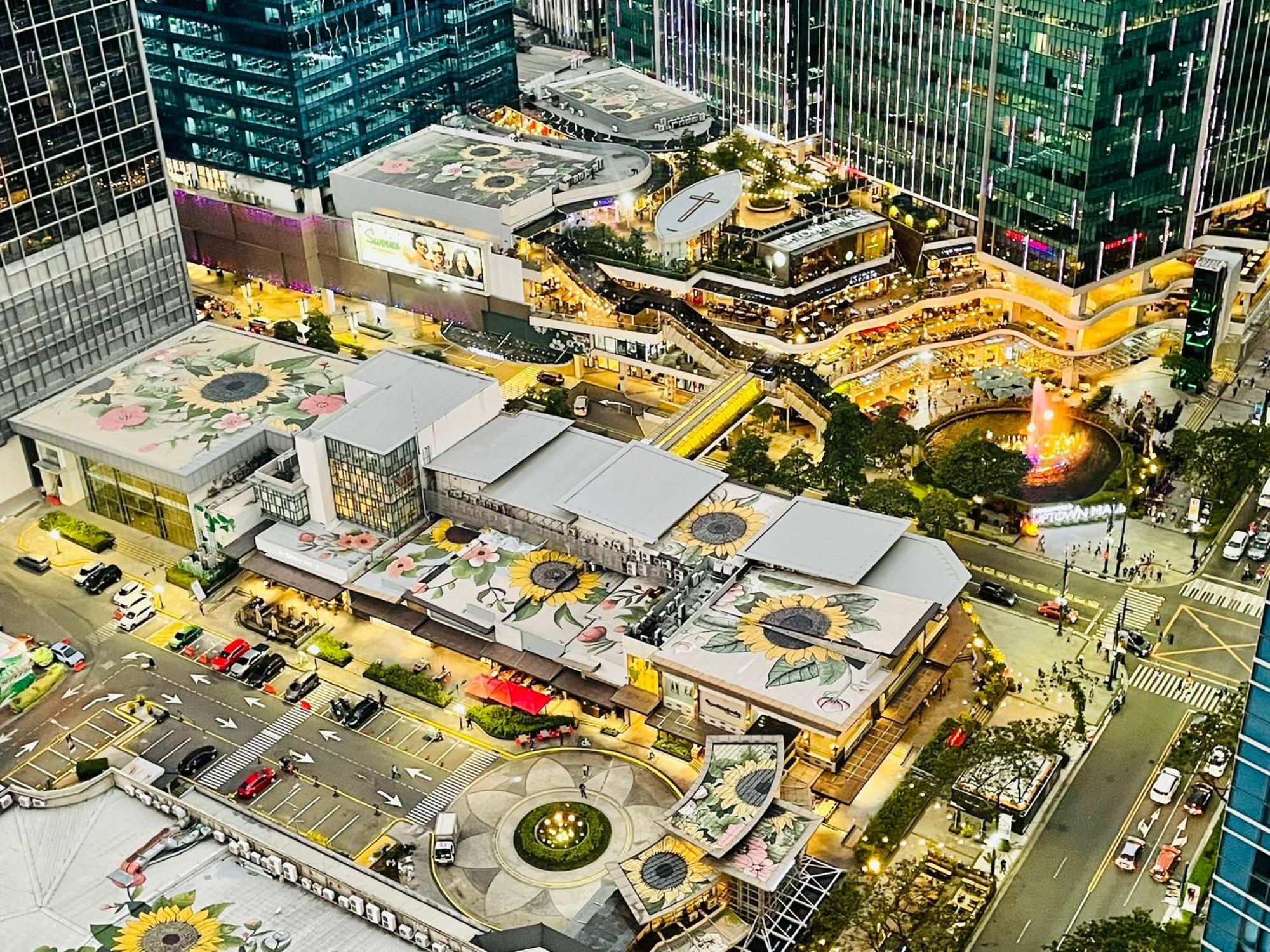Uptown Parksuites Bgc Тагиг Экстерьер фото