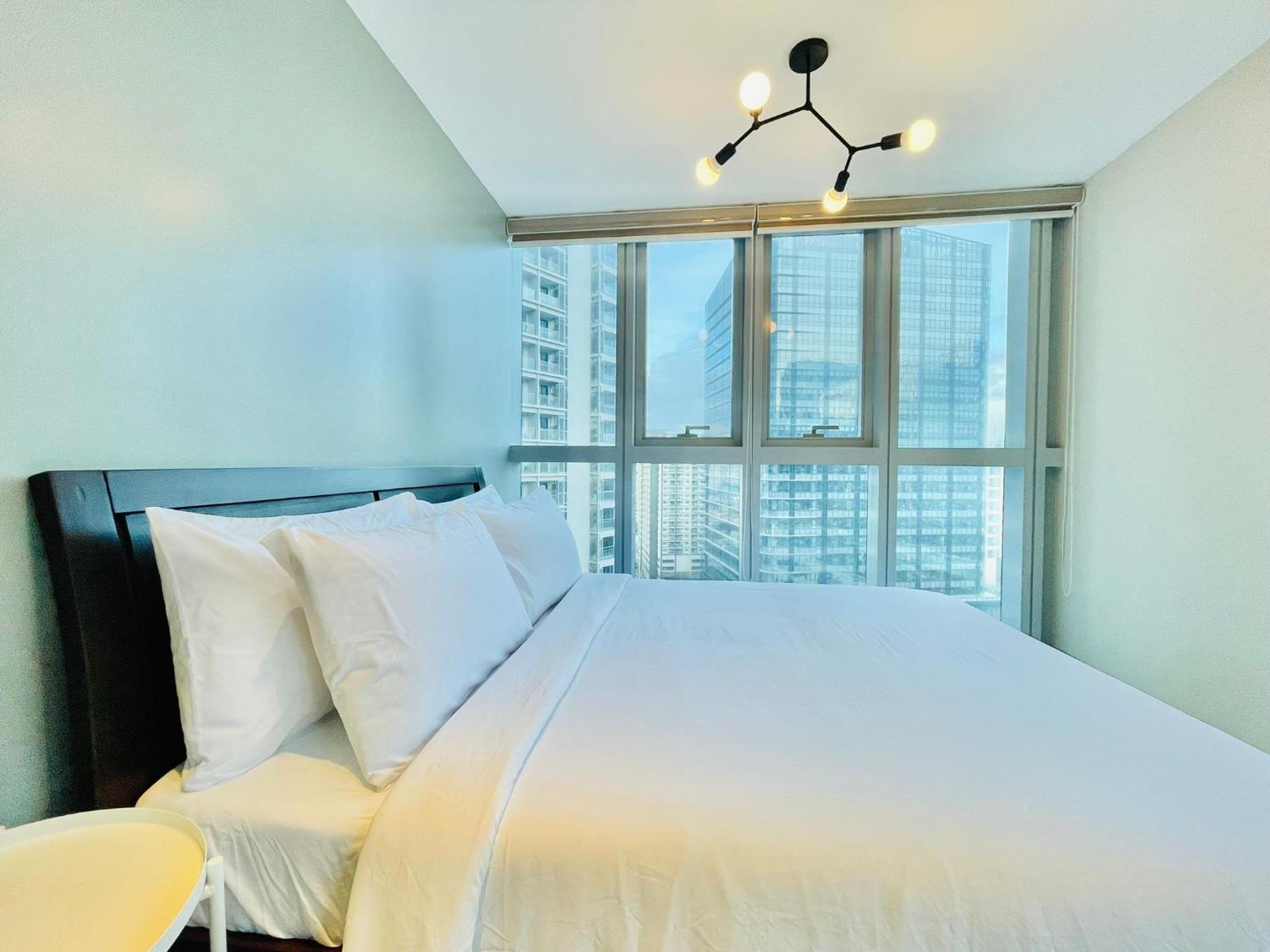 Uptown Parksuites Bgc Тагиг Экстерьер фото
