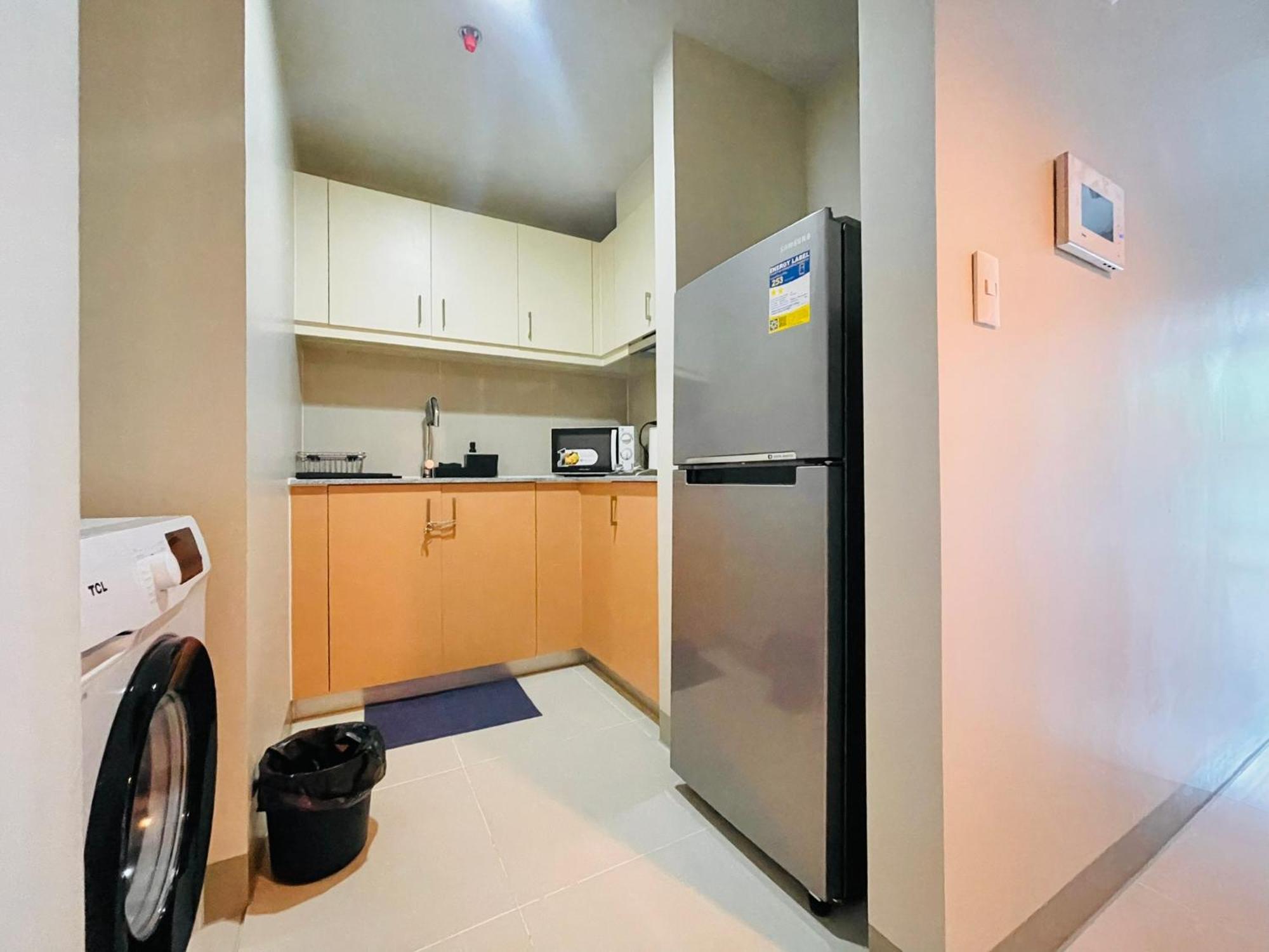 Uptown Parksuites Bgc Тагиг Экстерьер фото